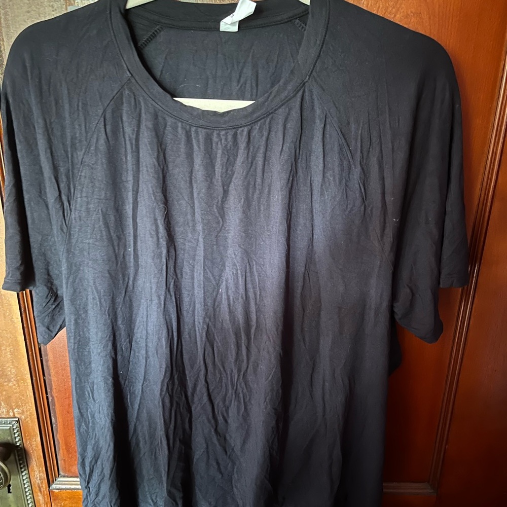 Under Armour Athletic Tshirt